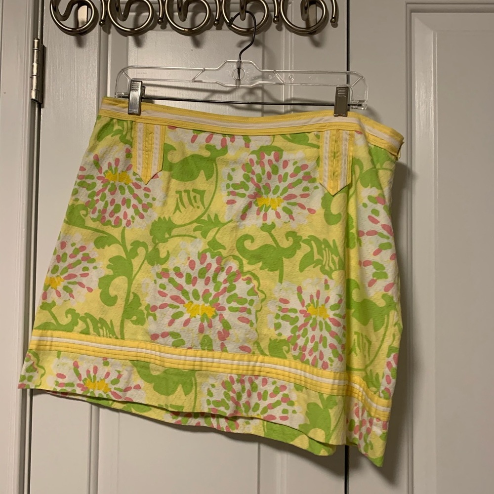 Lilly Pulitzer Short / Skirt, Floral, size 14